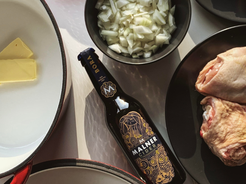 MALNER KUHNA: CIDER S PIŠČANCEM IN JABOLKI